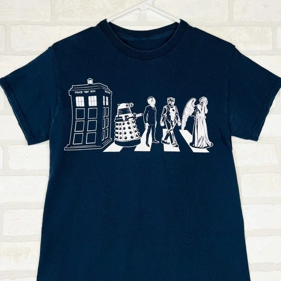 Ripple Junction Doctor Who Abbey Road Parody Graphic Tee Navy Blue Small - Picture 4 of 12